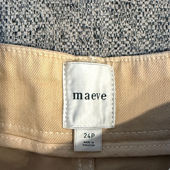 Delaney Crop Clean-seamed High-rise Wide Leg Jeans - Picture 5 of 6